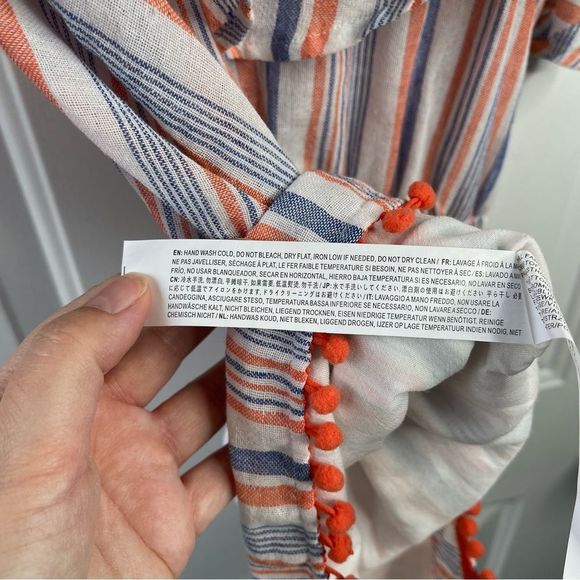 Moon River Ruffle Coral Stripe Cold Shoulder Pom Pom Vacation Romper Size Small - Picture 9 of 12